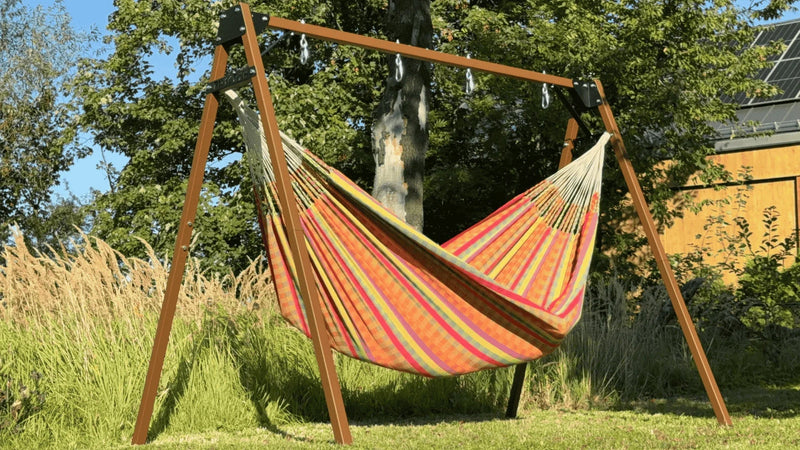 Des hamacs que vous pouvez fixer à une balançoire